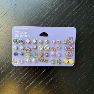 Claire's Lavender Stud Earrings Set Pastel Metallic Iridescent